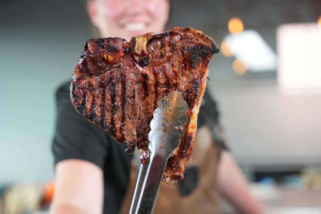 directe grillen T-bone steak