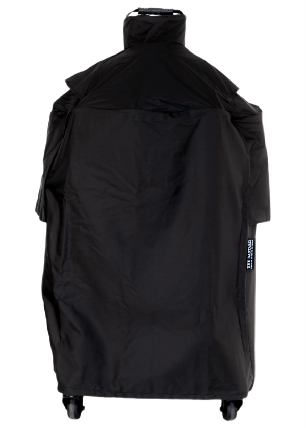 The Bastard Rain Cover Medium voorbeeld
