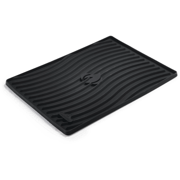 Napoleon siliconen zijtafelmat groot 43x31 cm met WAVE™-patroon|Napoleon siliconen zijtafelmat groot 43x31 cm met WAVE™-patroon sfeer|Napoleon siliconen zijtafelmat groot 43x31 cm met WAVE™-patroon tang|Napoleon siliconen zijtafelmat groot 43x31 cm met WAVE™-patroon sfeer 2|Napoleon siliconen zijtafelmat groot 43x31 cm met WAVE™-patroon pan|