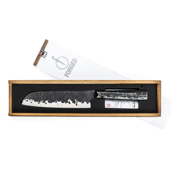 Japans santokumes|18 cm|uit de Forged Brute lijn.