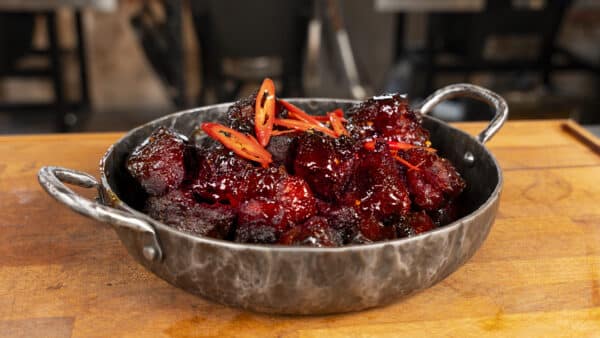 BBQ suas maken, burnt ends