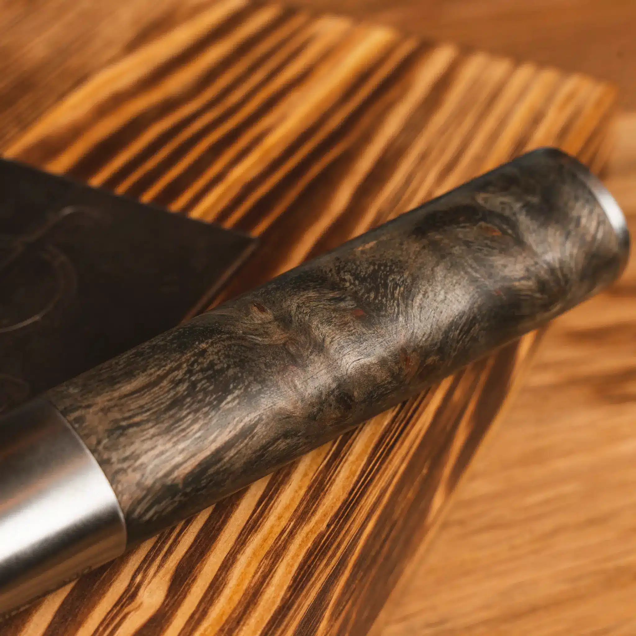 Forged Kiritsuke limited edition mes handvat