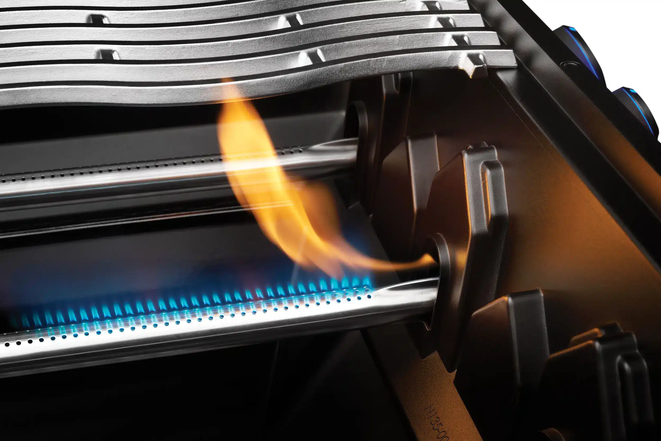 Napoleon Phantom Prestige 500 Connected jet fire